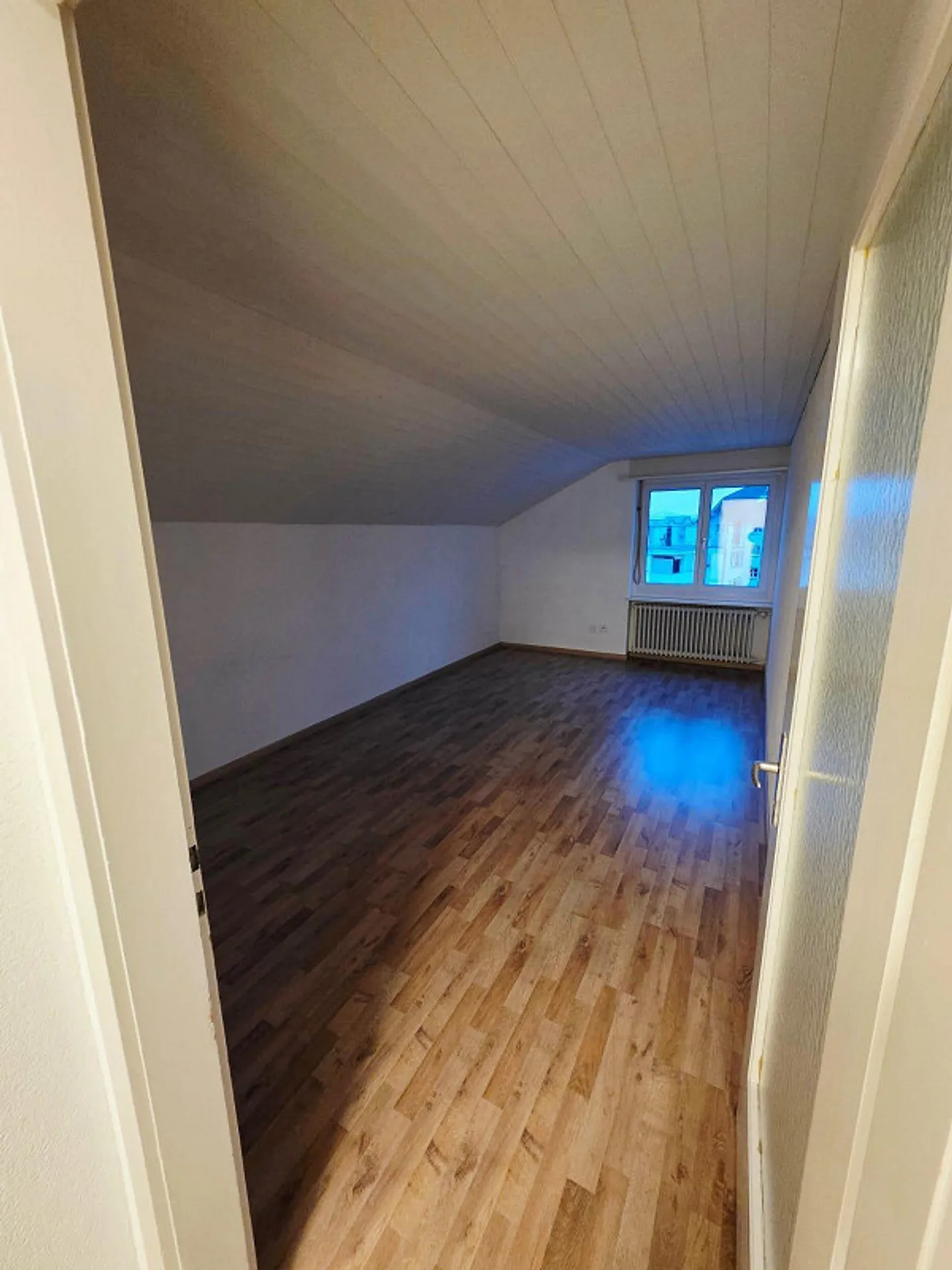 Central Living Happiness: Modern 2.5-Room Apartment in St. Margreth - Photo 6 of 9