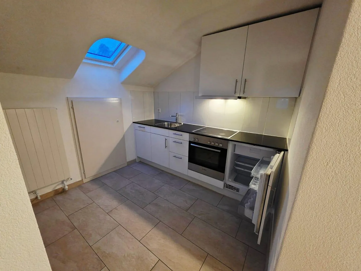 Central Living Happiness: Modern 2.5-Room Apartment in St. Margreth - Photo 7 of 9