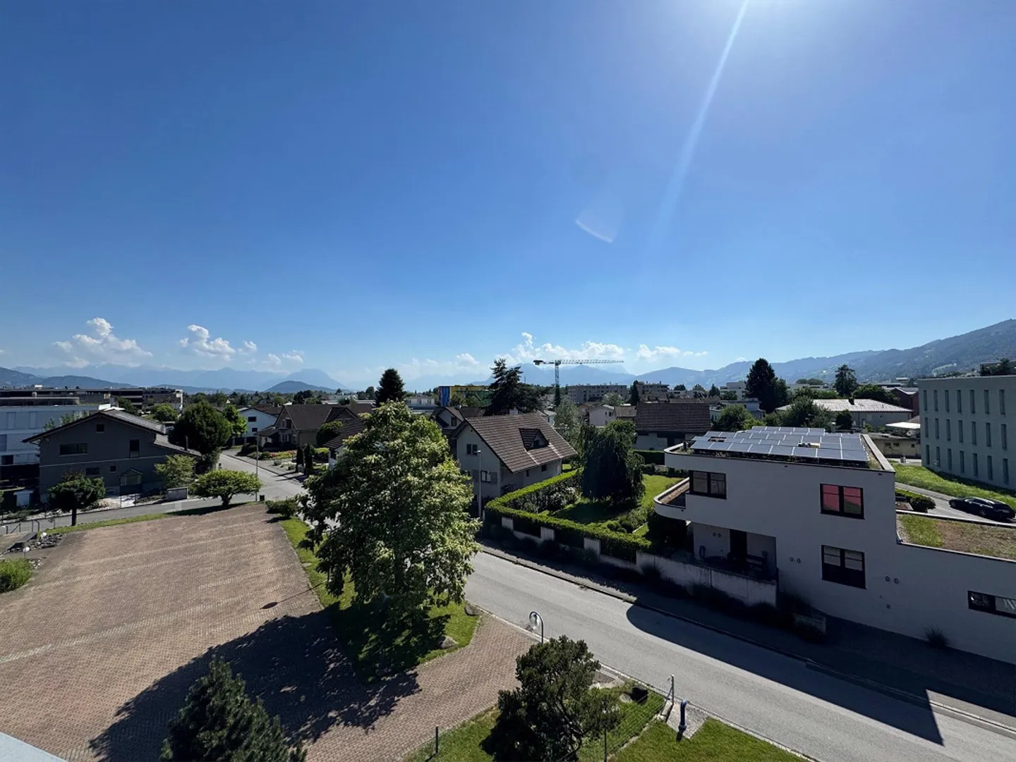 Exclusive penthouse apartment with large terrace and stunning mountain view - Photo 2 of 12