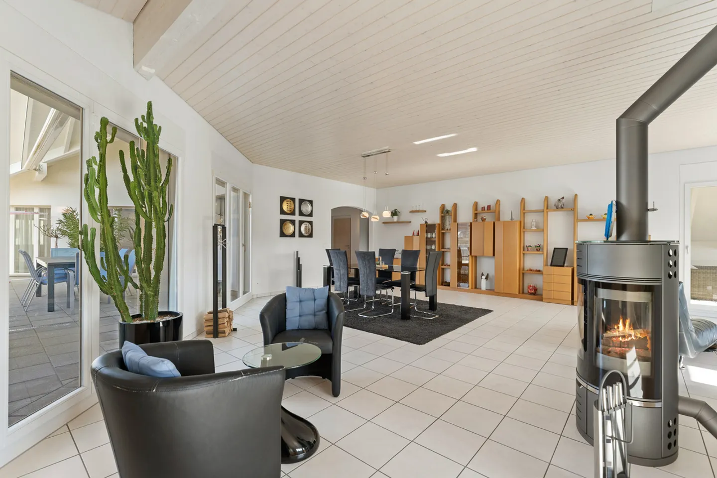 Exclusive 5½-room penthouse apartment with lift directly into the apartment - Photo 3 of 17