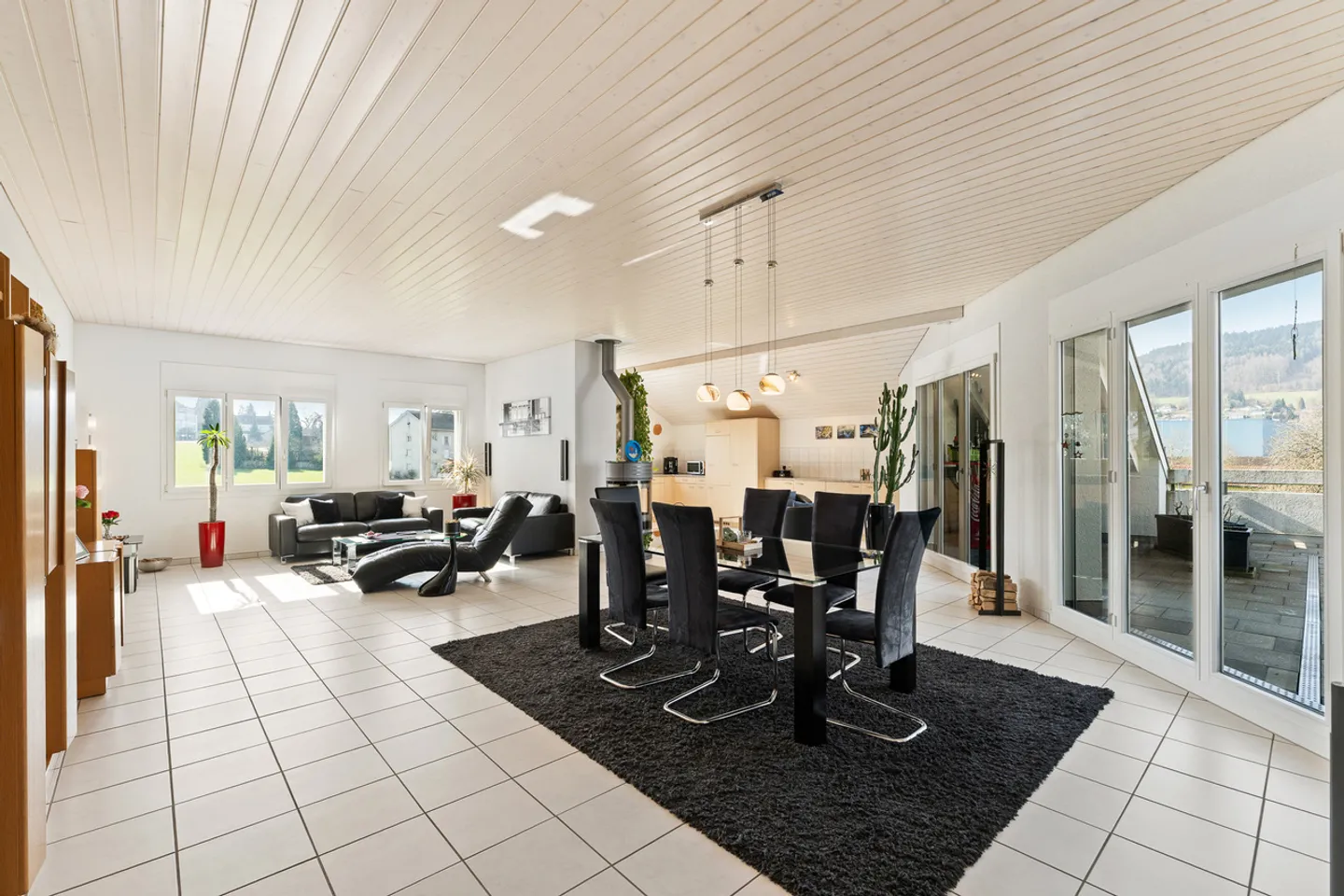 Exclusive 5½-room penthouse apartment with lift directly into the apartment - Photo 4 of 17