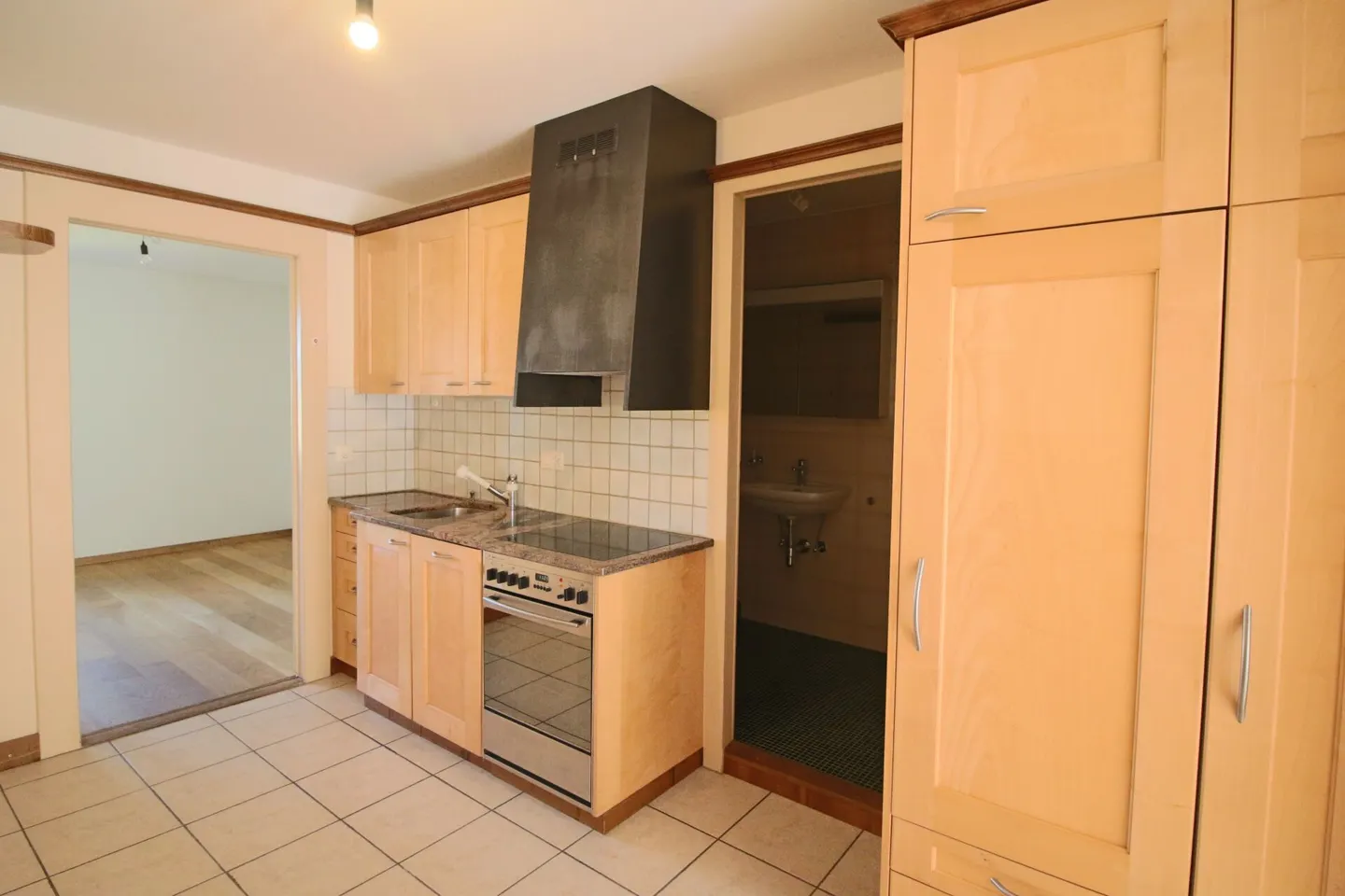 2-room apartment - Photo 3 of 9