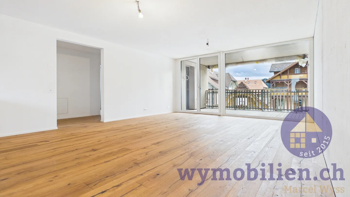 Ground floor apartment with private garden area! - Photo 5 of 10