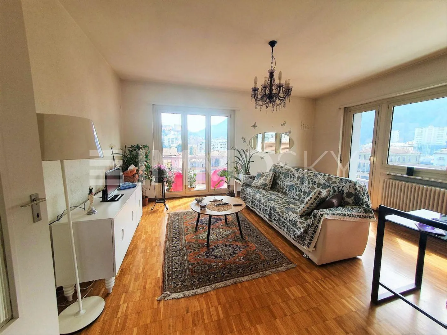 Centrality, services and spacious areas for your penthouse in the city - Photo 5 of 5