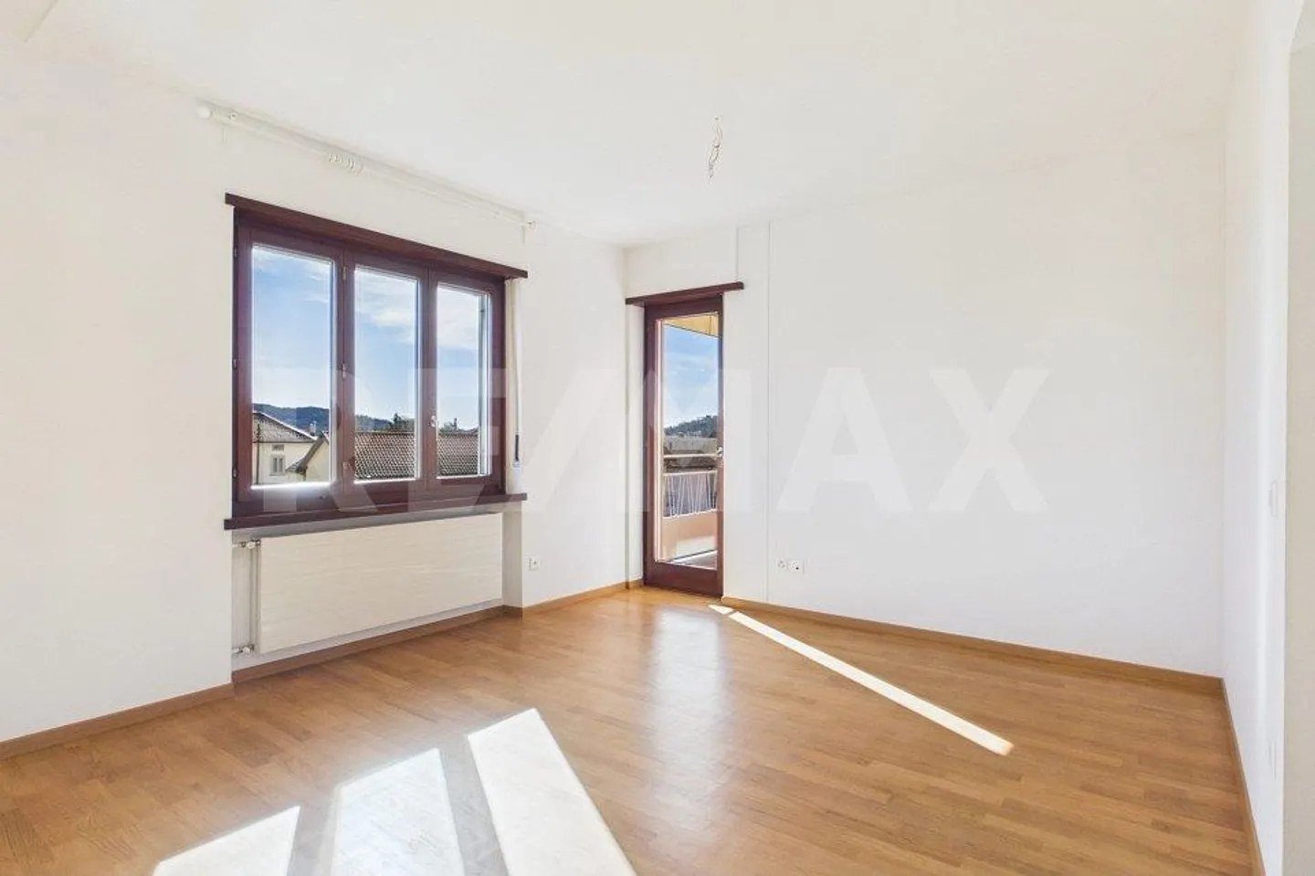 Coldrerio - 3.5 Rooms on the Top Floor with a View - Photo 2 of 12