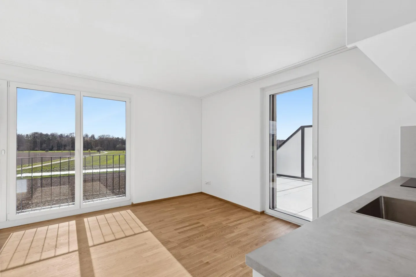 Stilvolles Penthouse mit atemberaubendem Blick - Foto 3 von 9