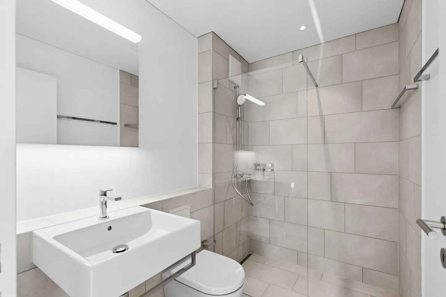 Stilvolles Penthouse mit atemberaubendem Blick - Foto 6 von 9