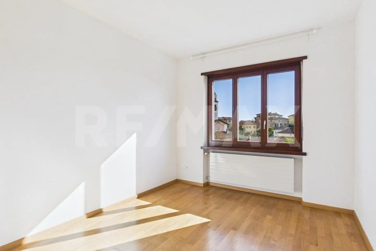 Coldrerio - 3.5 Rooms on the Top Floor with a View - Photo 7 of 12