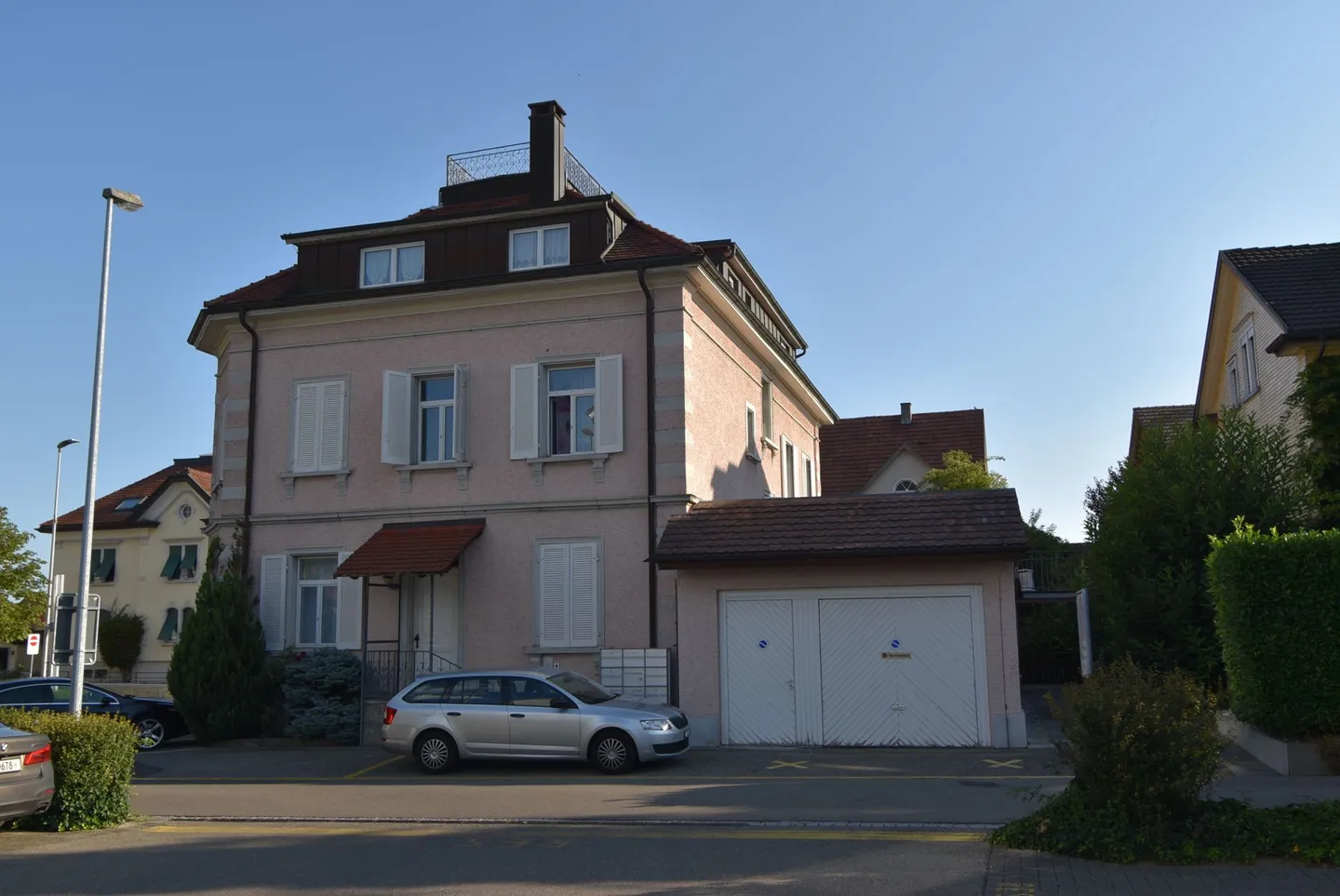 Suchen Sie eine Garage für den Winter? - Foto 2 von 2