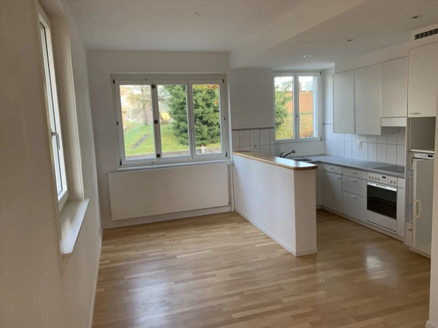 Helle 3-Zimmer Wohnung in Zürich - Foto 3 von 8