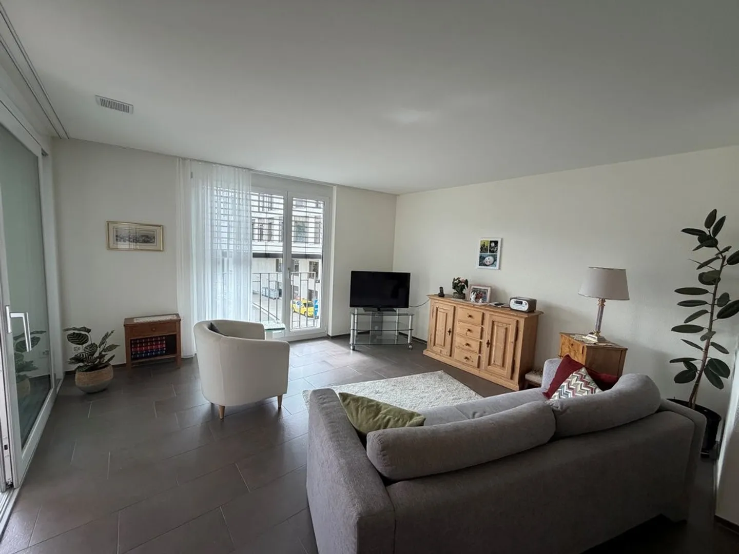 Appartement lumineux et moderne à louer ! - Photo 2 sur 7