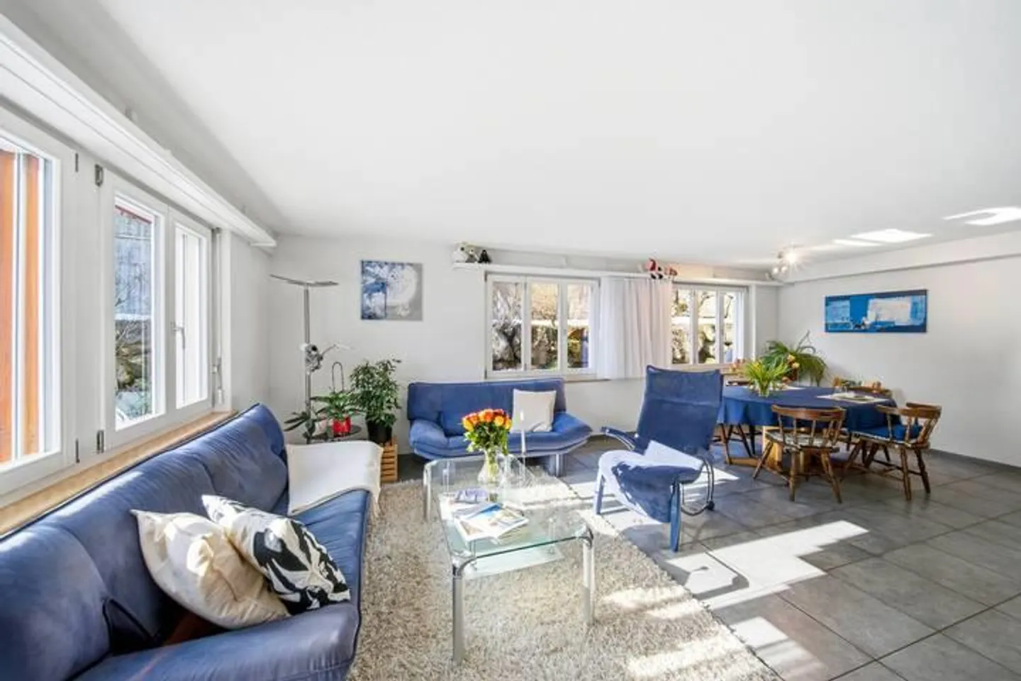 Vivere con stile nel cuore delle Alpi - Appartamento con giardino di 4,5 stanze - Foto 3 di 9
