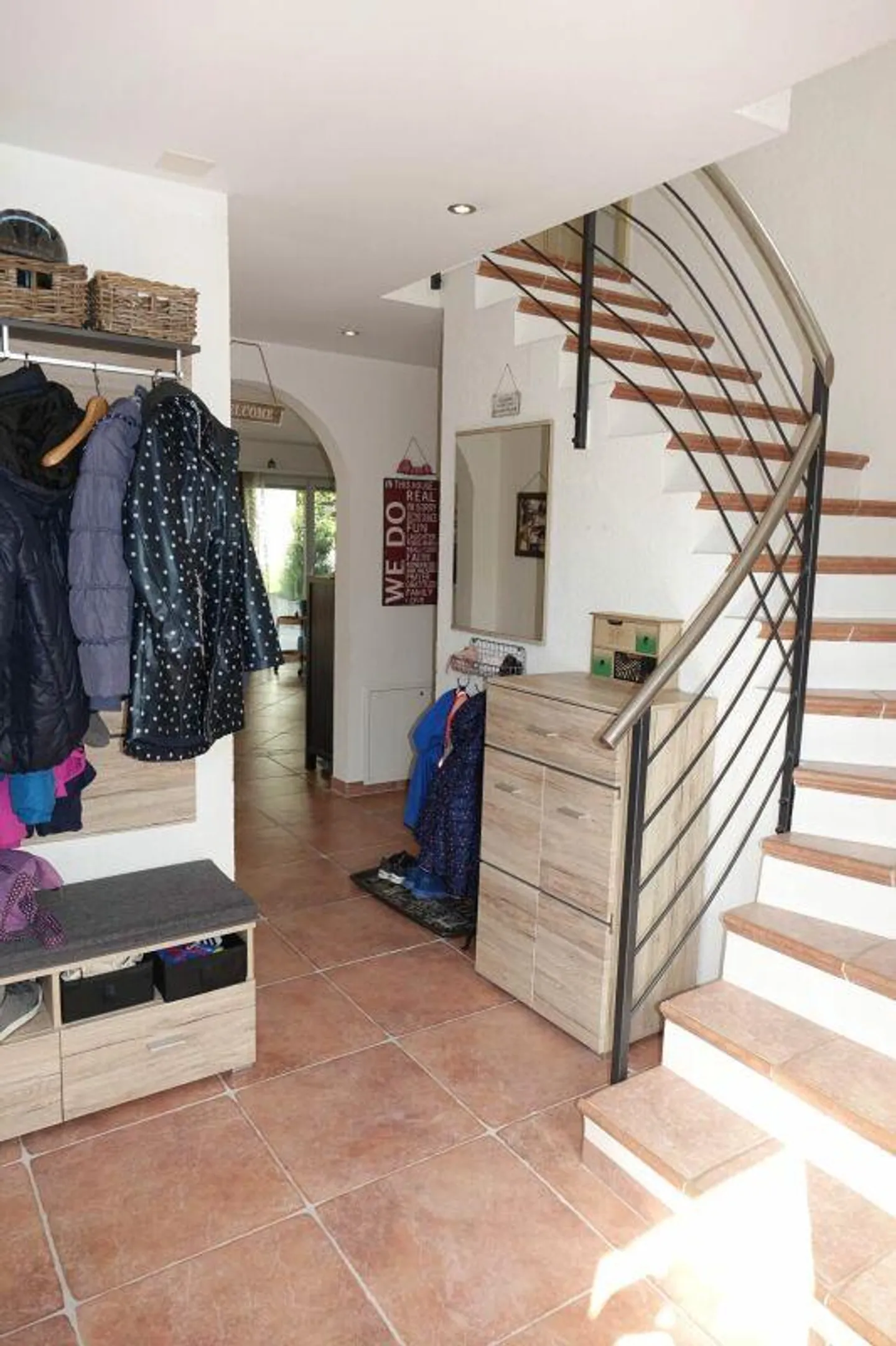 Casa indipendente di 5,5 locali con grande giardino in posizione fiscale favorevole - Foto 8 di 15