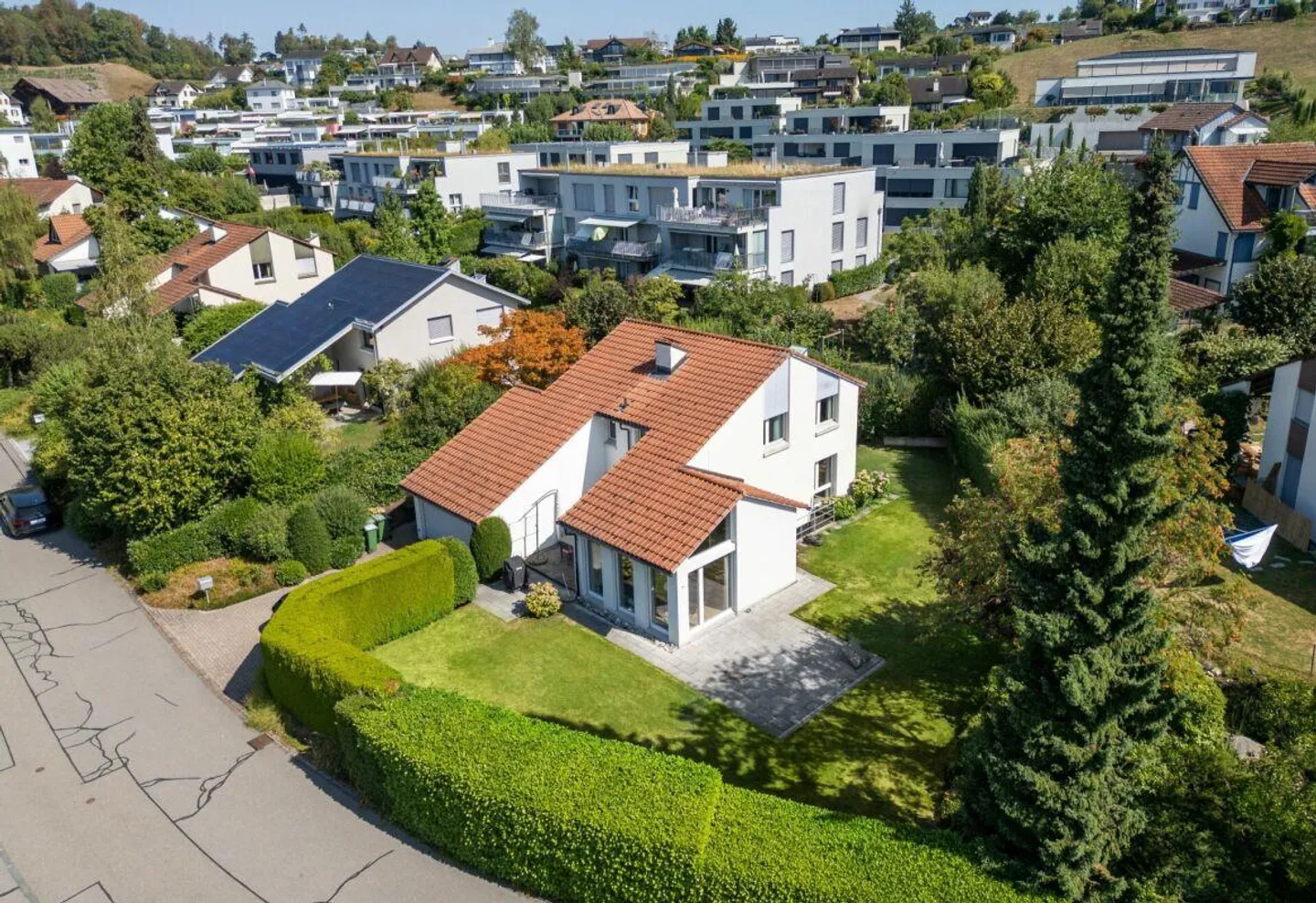 Freistehendes Einfamilienhaus mit Privatsphäre - Foto 1 von 6