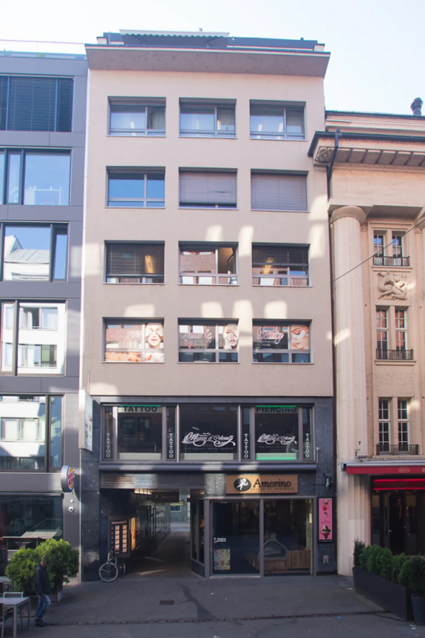 Espace de bureau attrayant au centre - Photo 1 sur 4