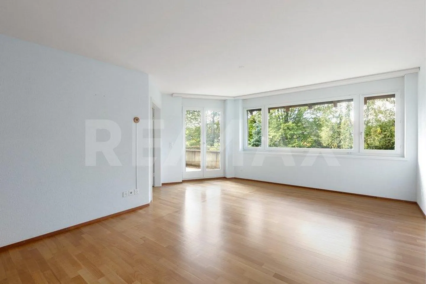 Spacious 6-room condominium in the heart of Winterthur - Photo 8 of 13