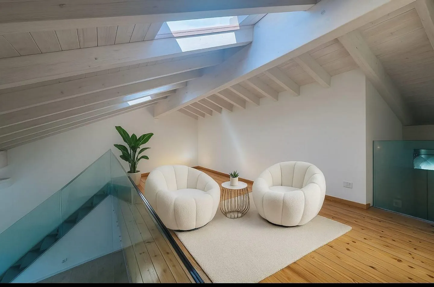 Appartamento Duplex con Soppalco - Foto 3 di 13