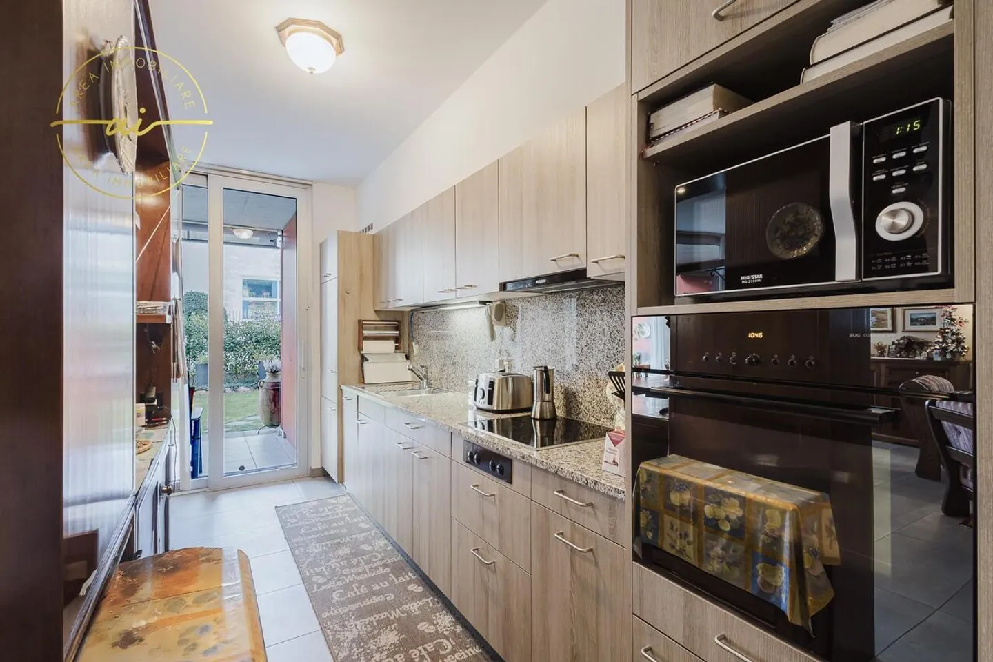 Appartamento confortevole di 3,5 stanze con giardino a Lugano - Foto 8 di 13