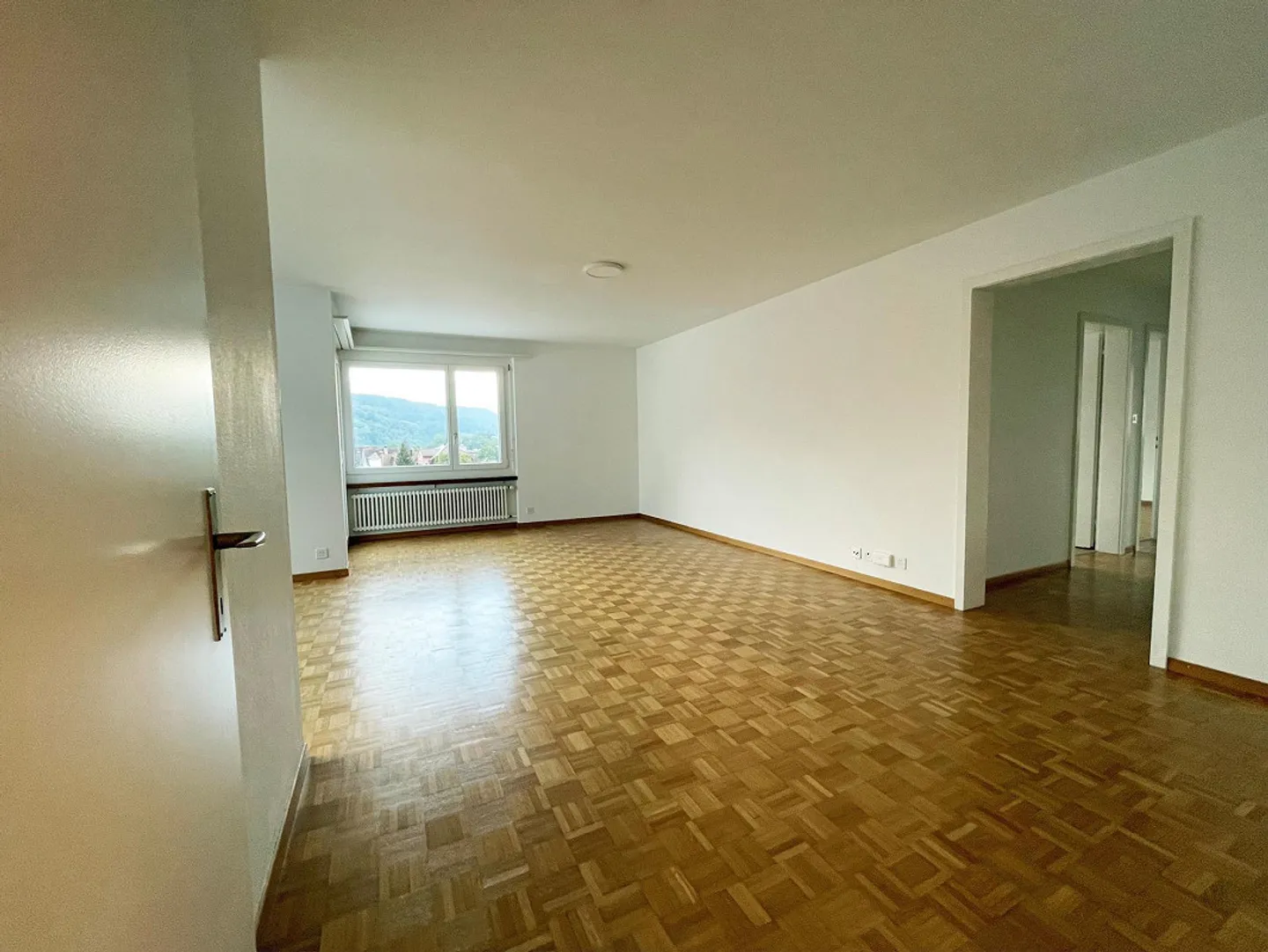 107 m2 superficie abitabile totale | Vicino al centro di Baden - Foto 4 di 10