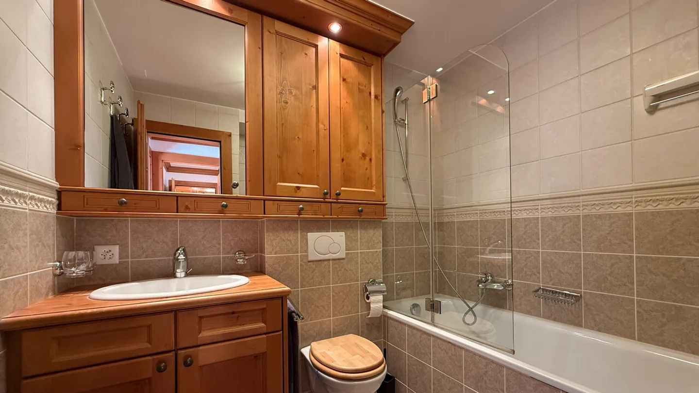 LOC 28 - THE GARDENS OF THE RHONE 8 - Photo 9 of 15