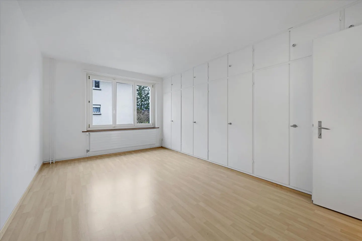 Appartamento spazioso con balcone - Foto 7 di 10