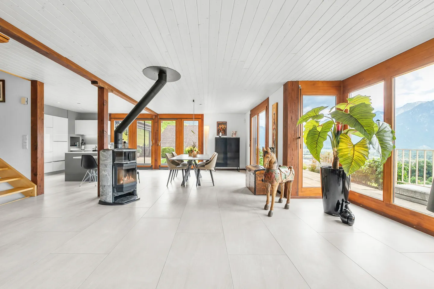 7,5-Zimmer-Haus - Foto 1 von 13