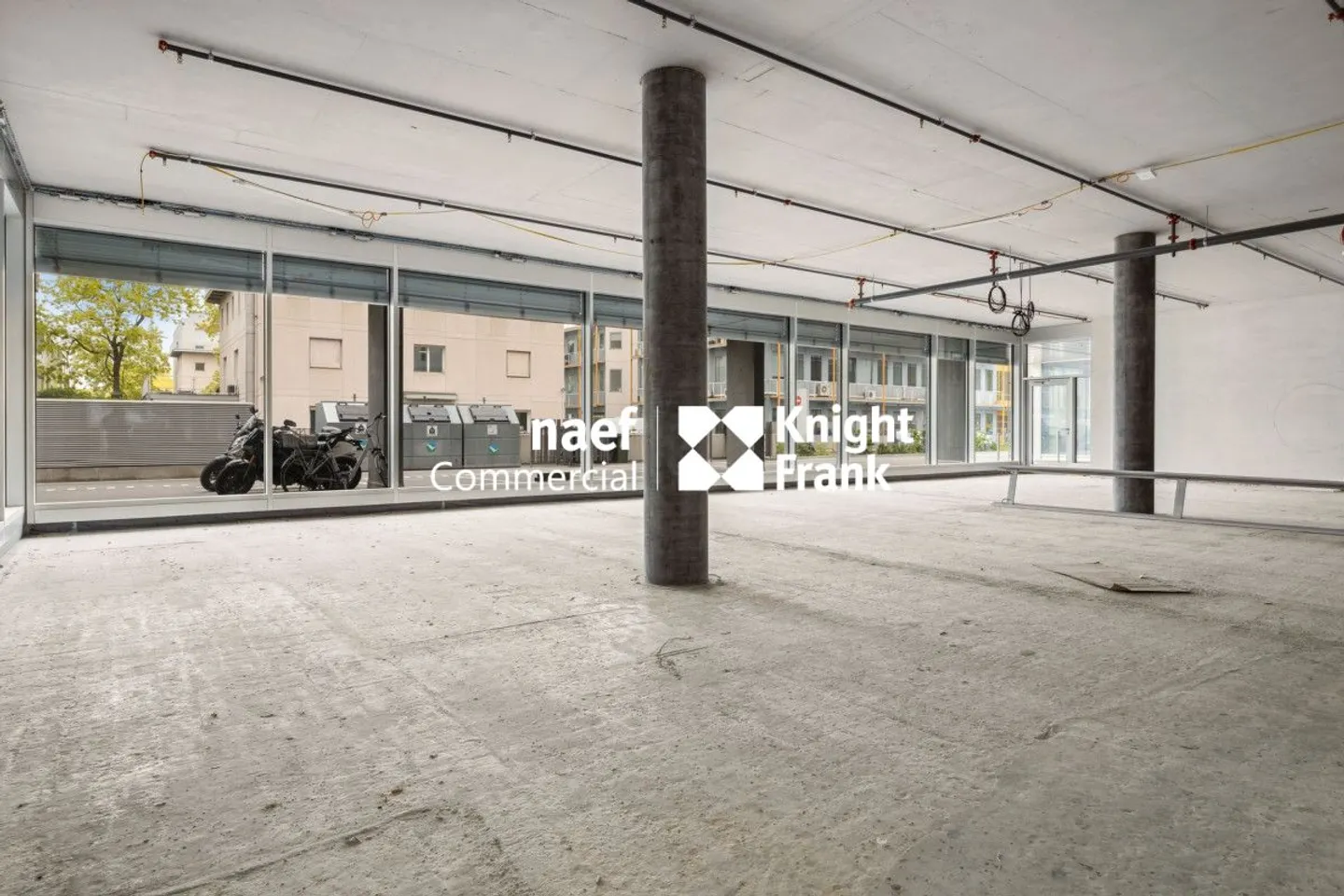 Gewerbefläche in Plan-les-Ouates - Foto 2 von 4