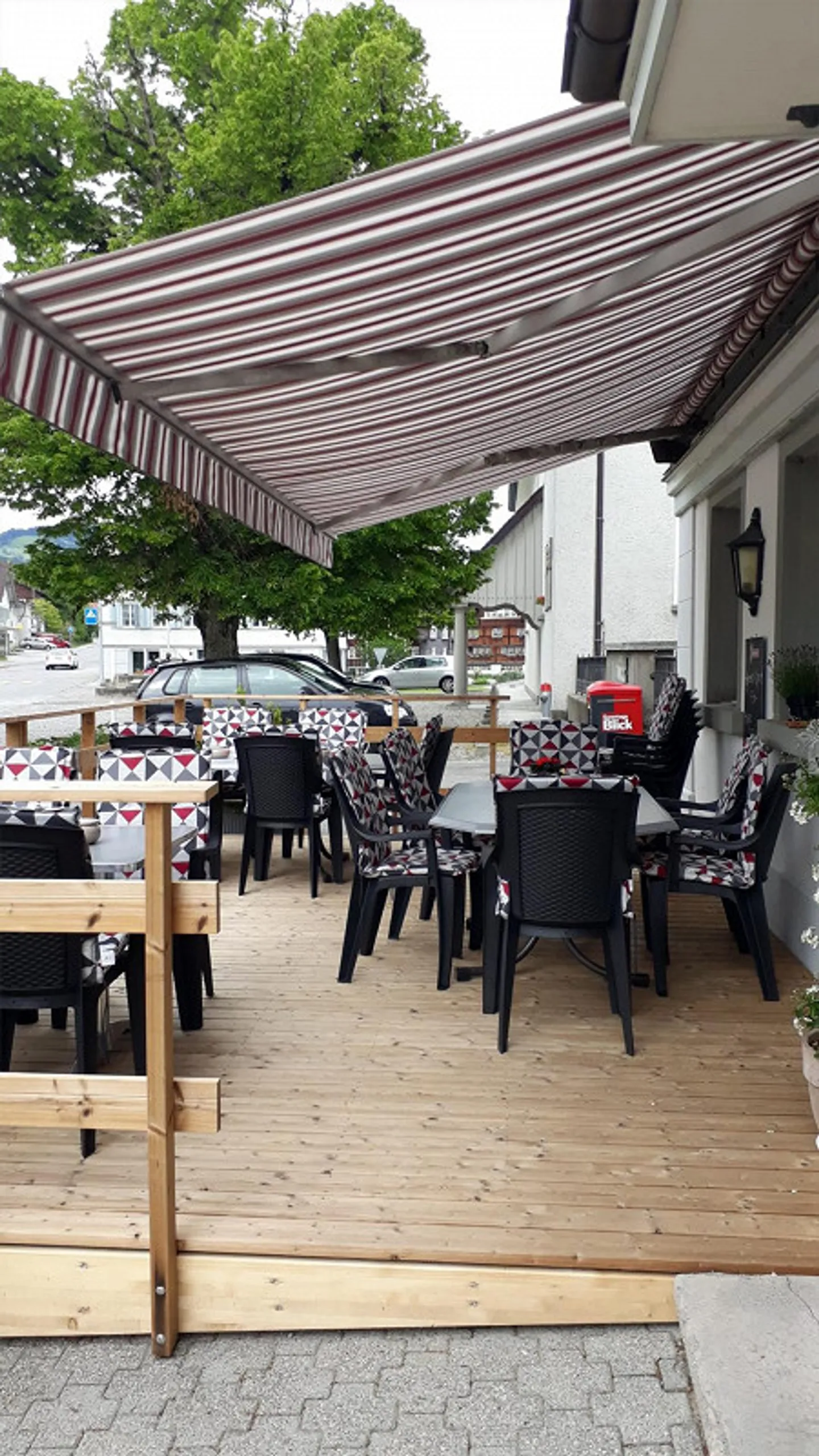 Café de village / Bureau / Atelier / Pratique / Cosmétique - Photo 4 sur 7