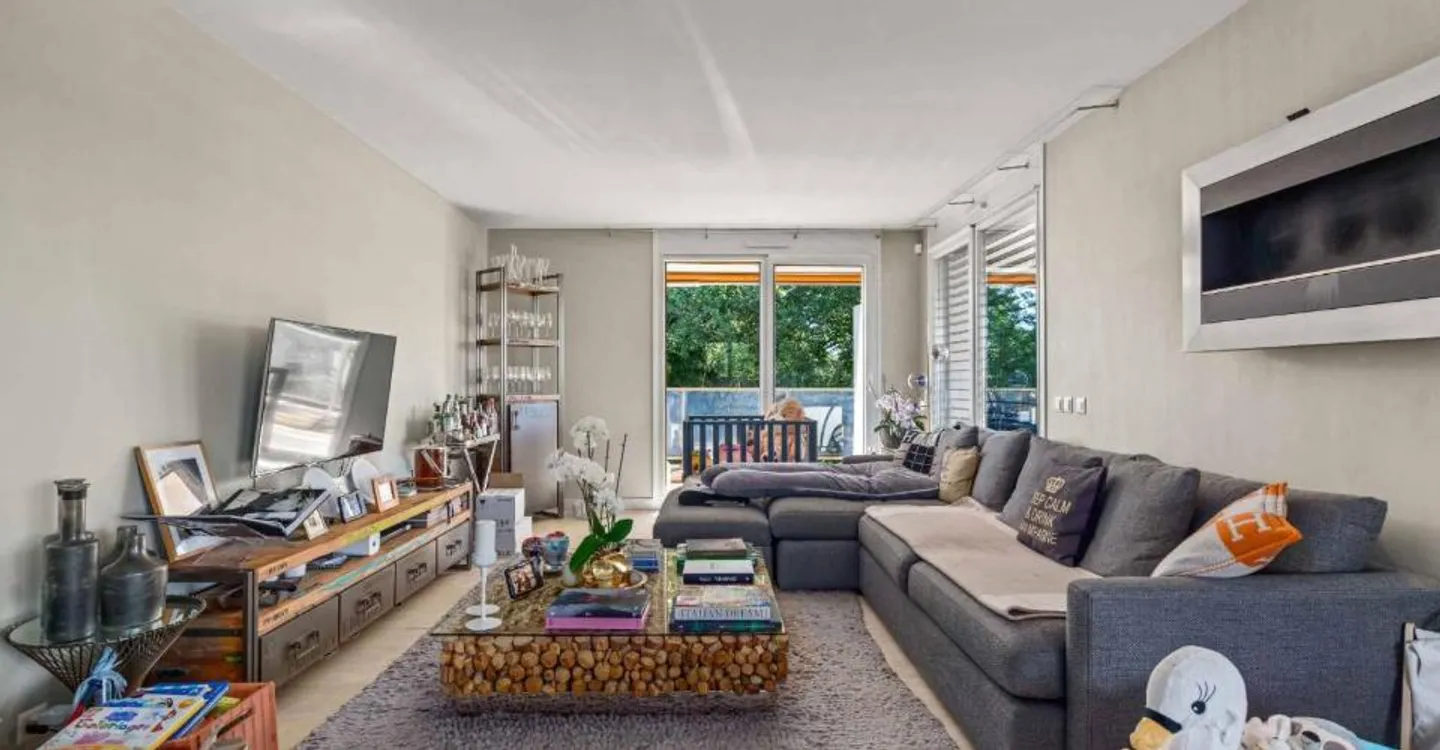 Duplex with balcony and rooftop terrace - Photo 3 of 9
