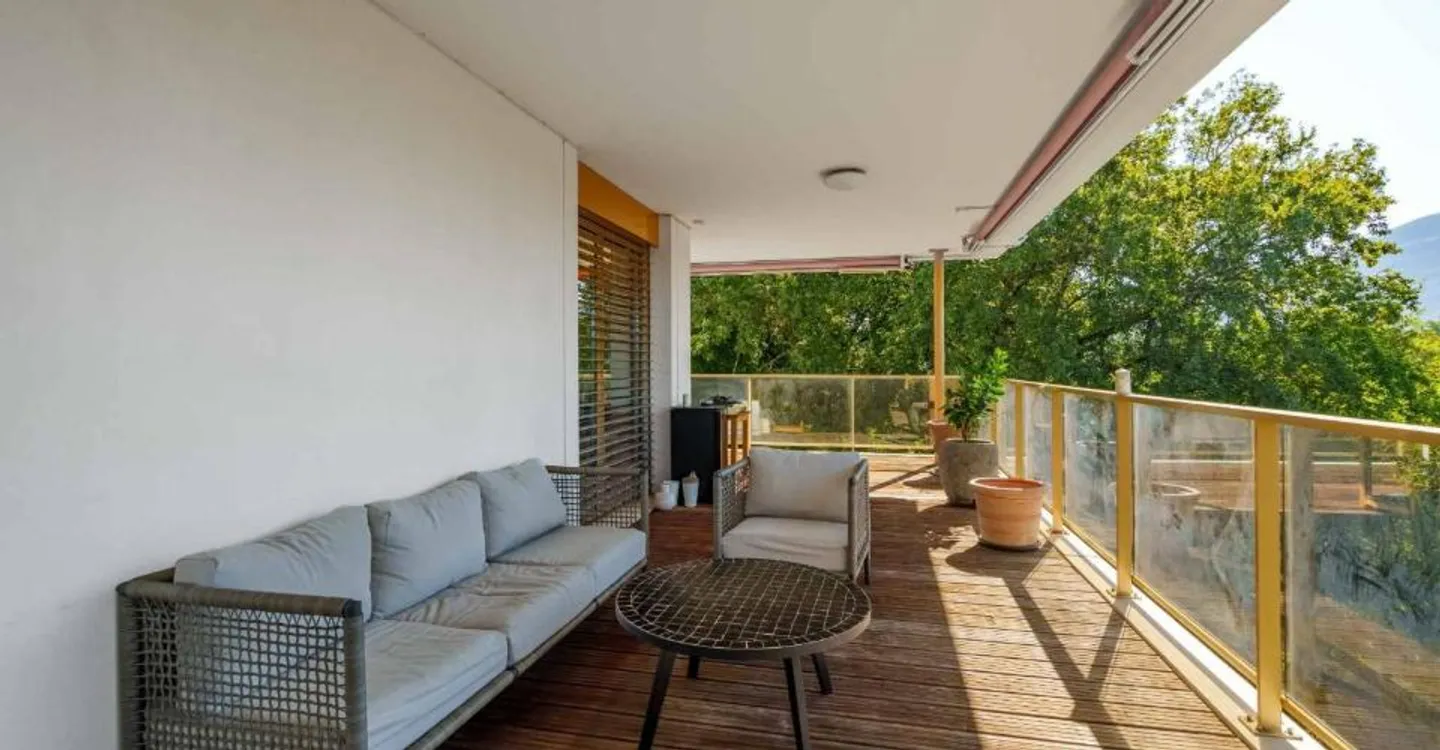 Duplex with balcony and rooftop terrace - Photo 5 of 9