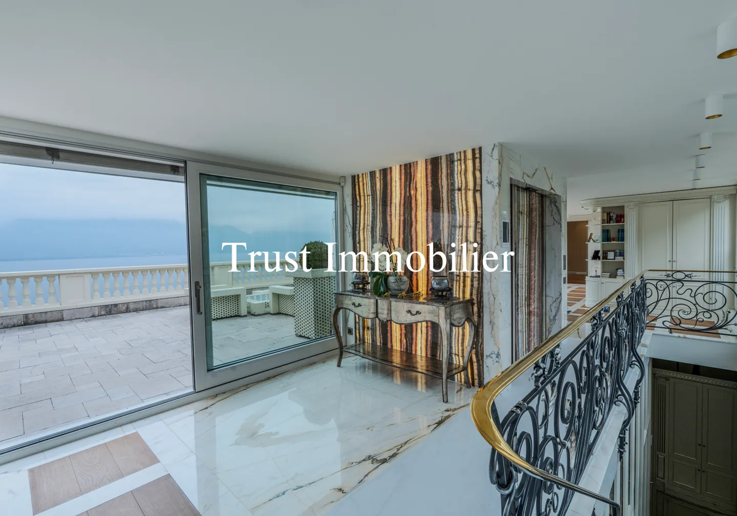 Luxury Penthouse in Montreux - Photo 22 of 33