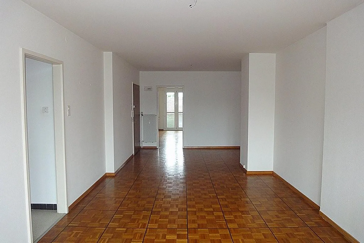 Appartamento pratico di 2,5 stanze nel quartiere Sevogel - Foto 3 di 8