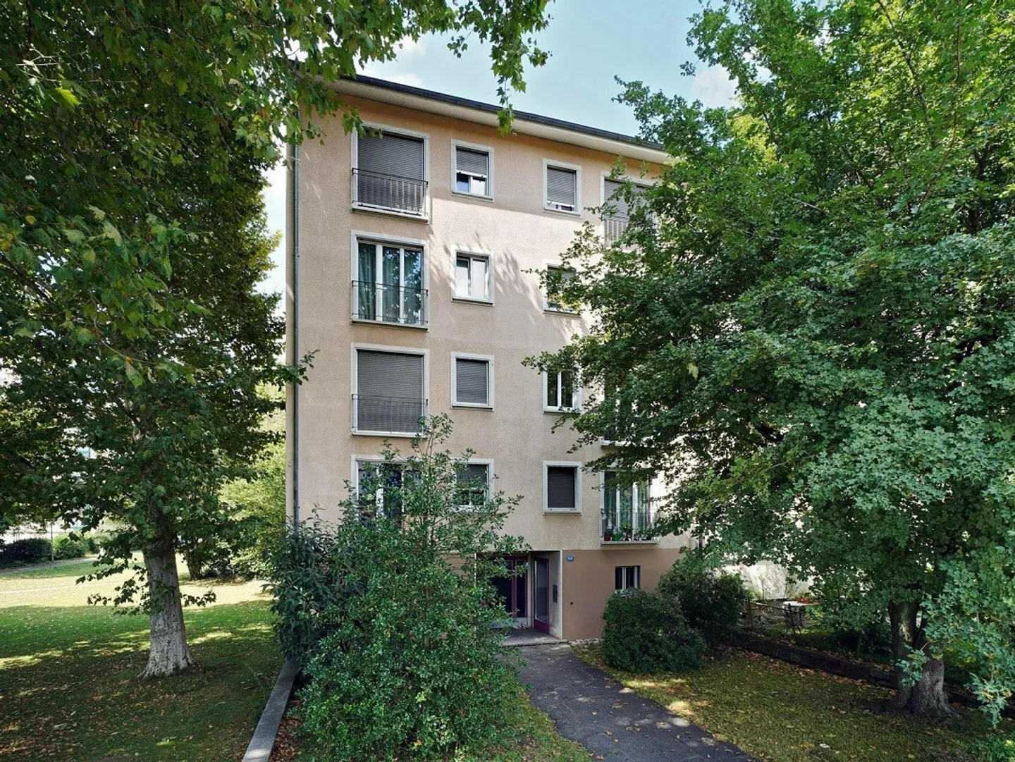 Super emplacement directement sur la Birs - Photo 1 sur 7