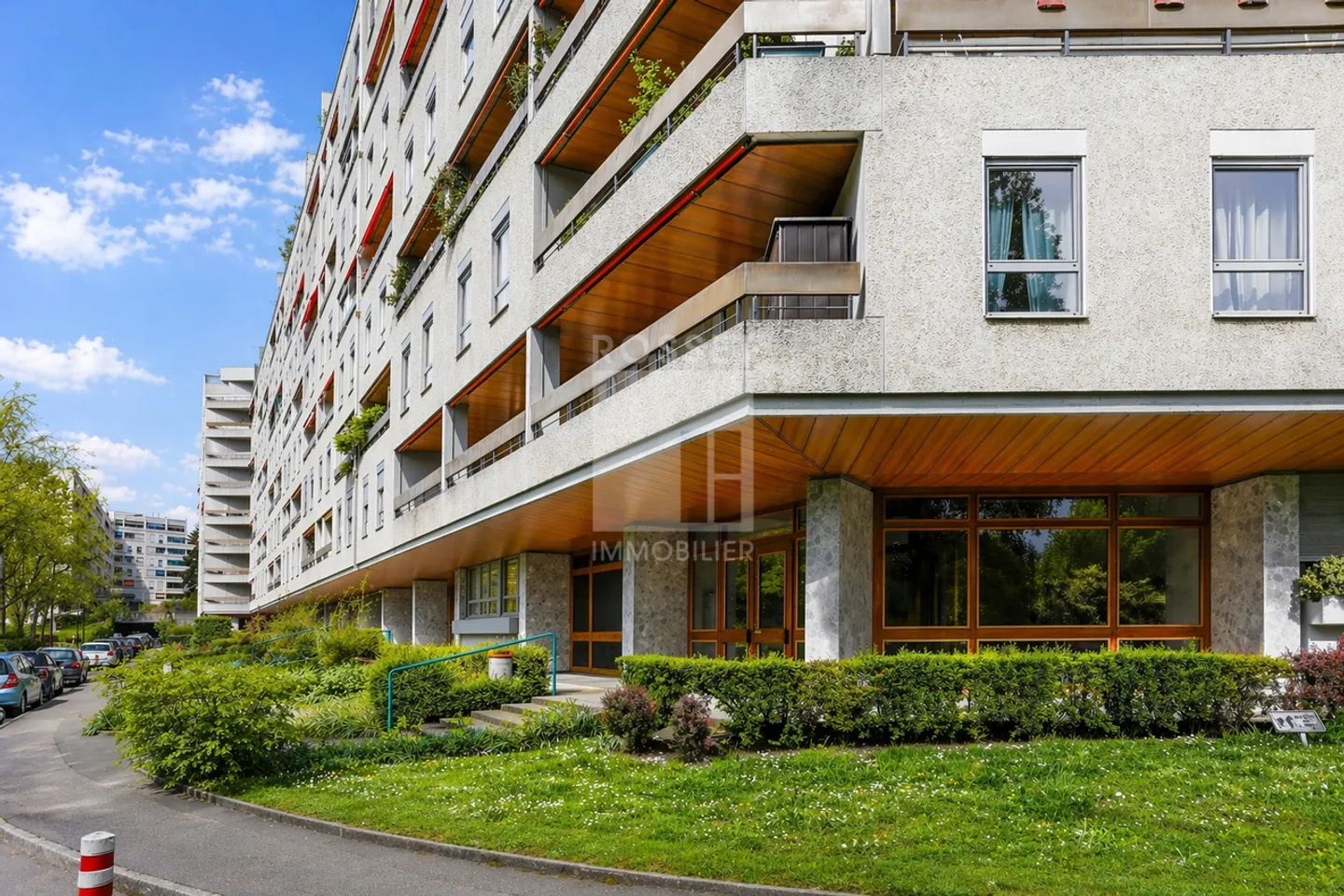 Bell'appartamento con grande terrazza nel cuore dei Trois Chênes - Foto 1 di 14