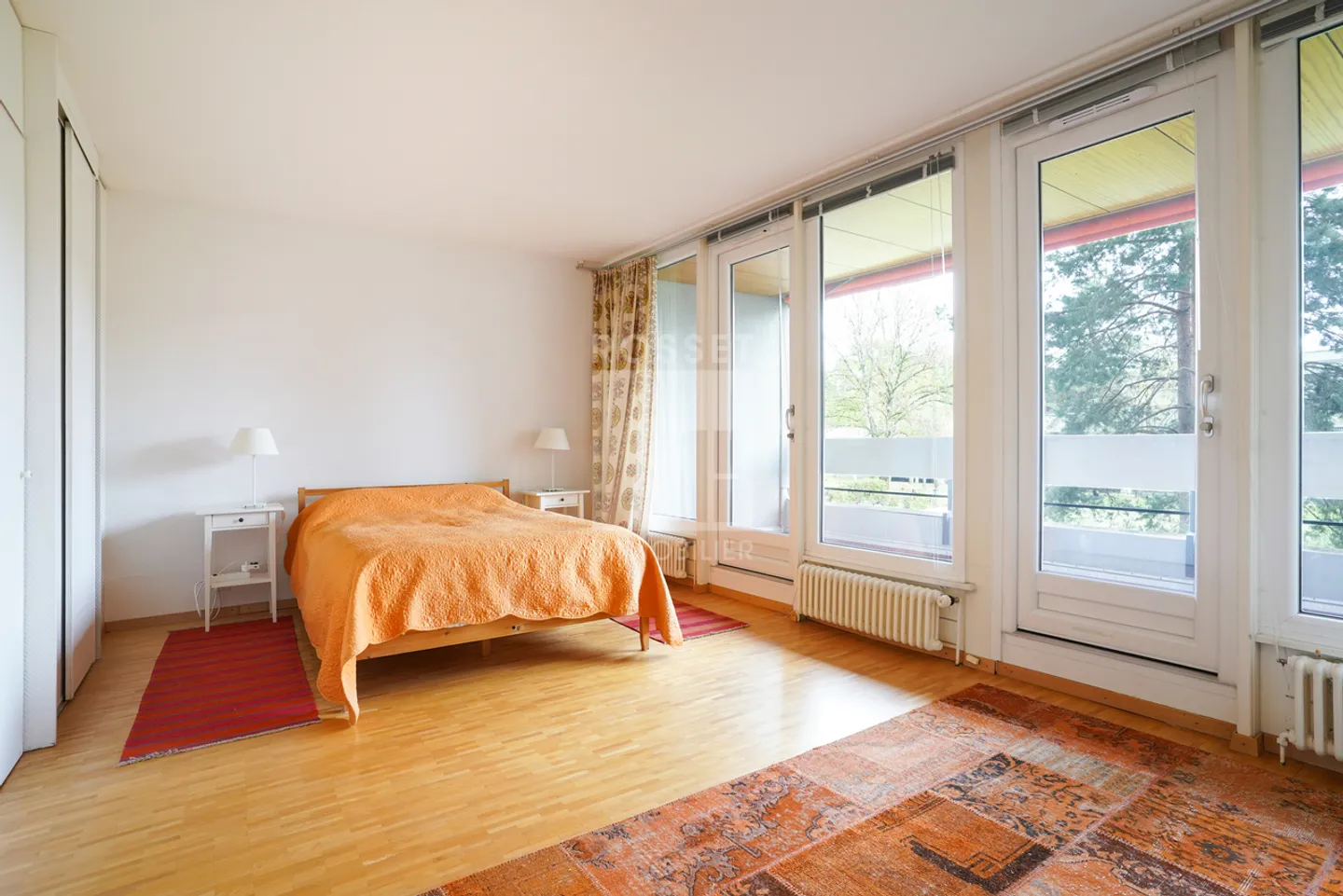 Bell'appartamento con grande terrazza nel cuore dei Trois Chênes - Foto 9 di 14