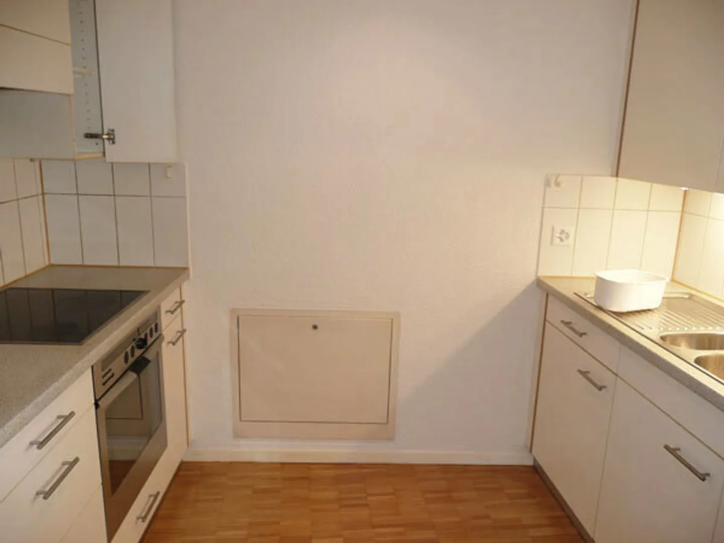 Central location with a brilliant view of the city - Photo 4 of 5