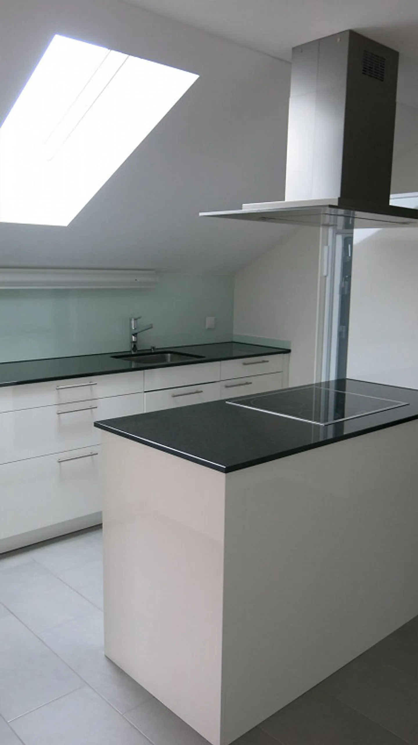 3-Zimmer Dachwohnung - Foto 2 von 7