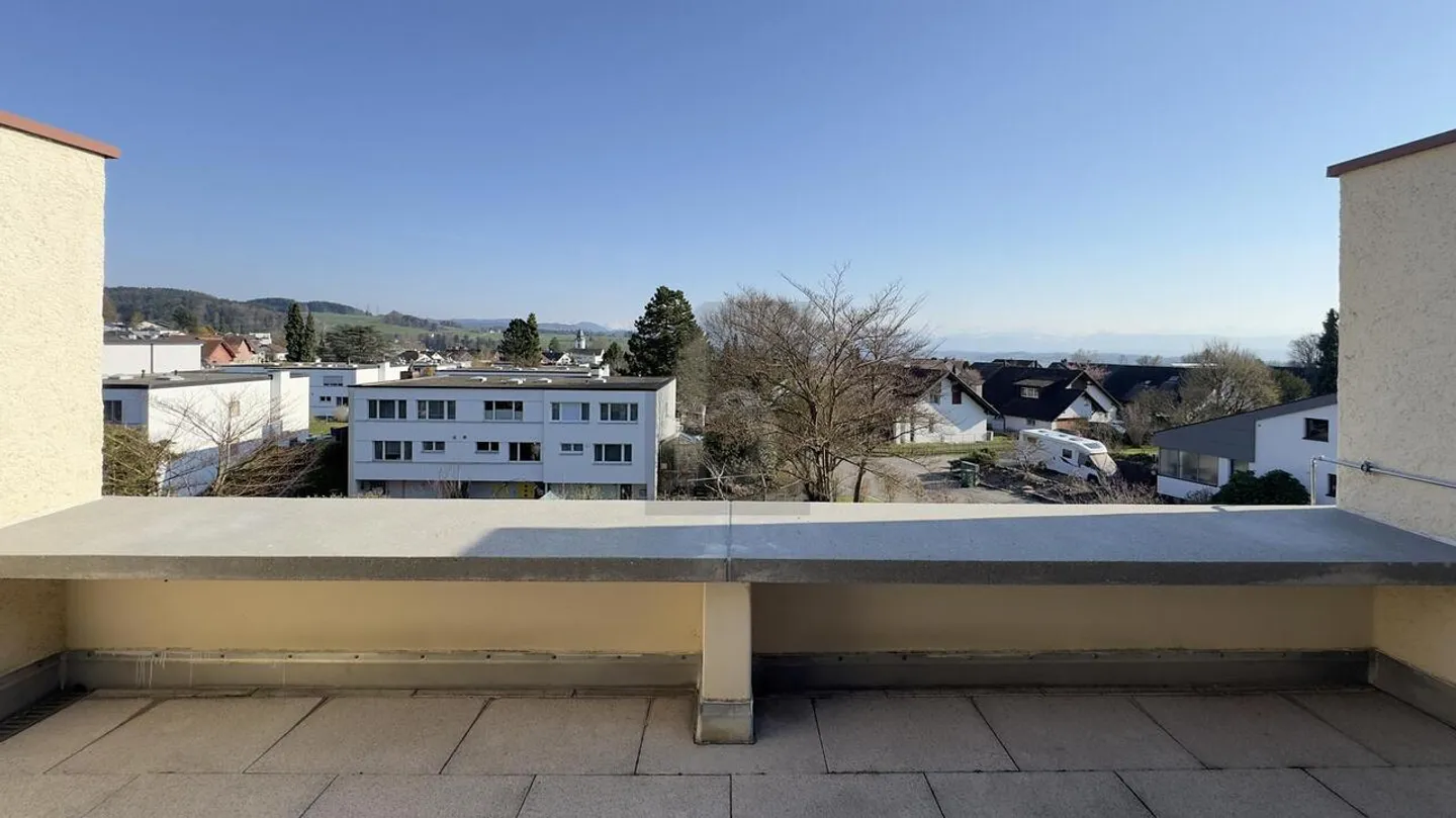 Charmantes Reihenmittelhaus mit Seesicht - Foto 1 von 6