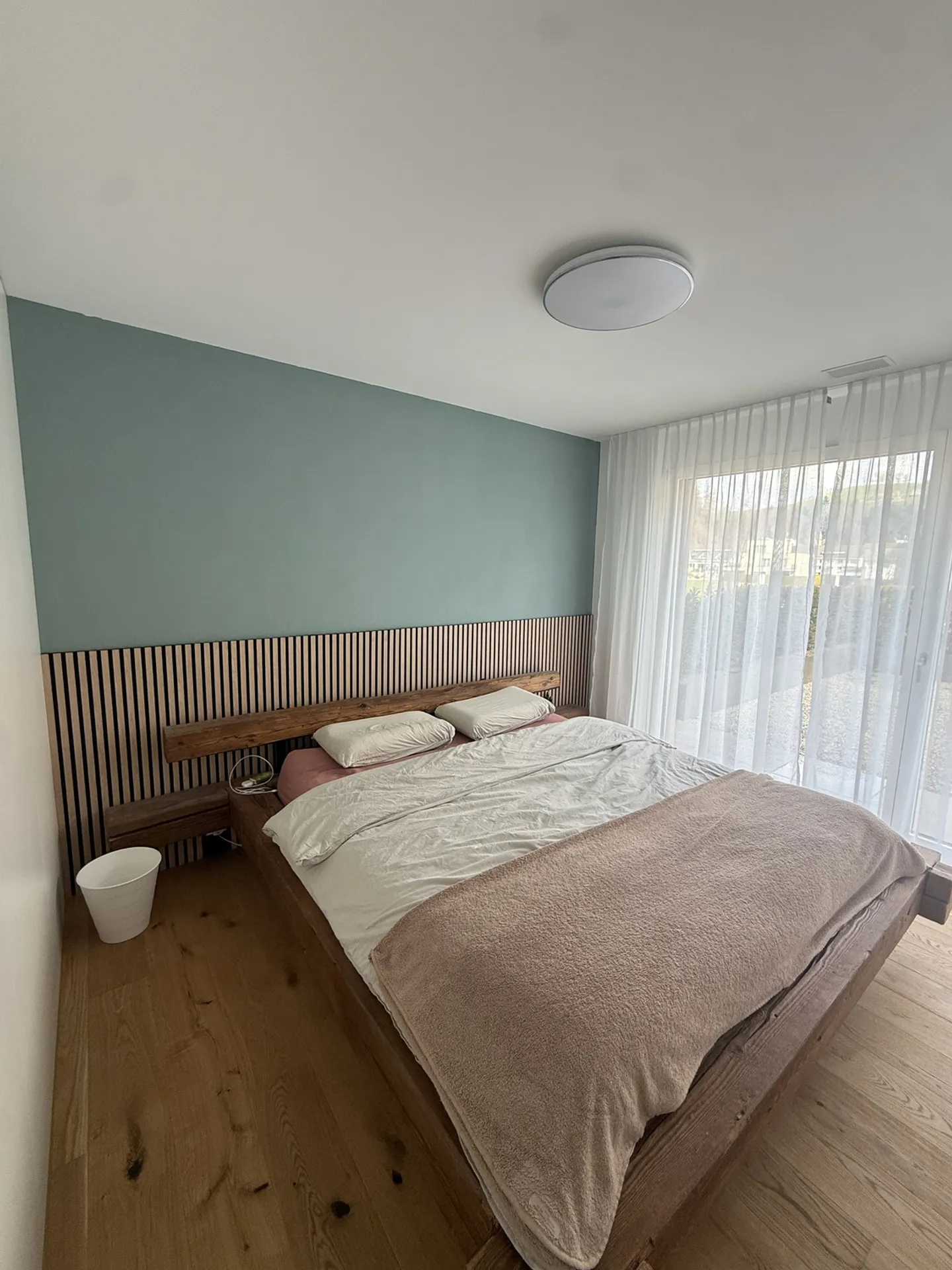 Charming Garden Apartment - Photo 3 of 4