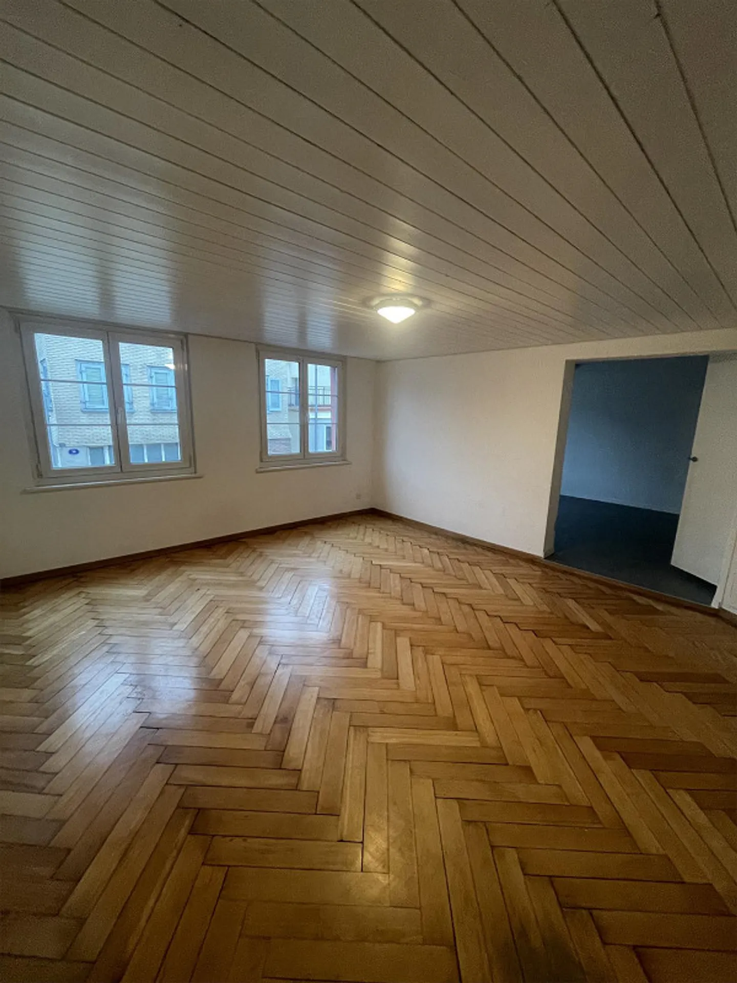 Attraente appartamento di 2 1/2 locali con accesso al lago - Foto 7 di 11
