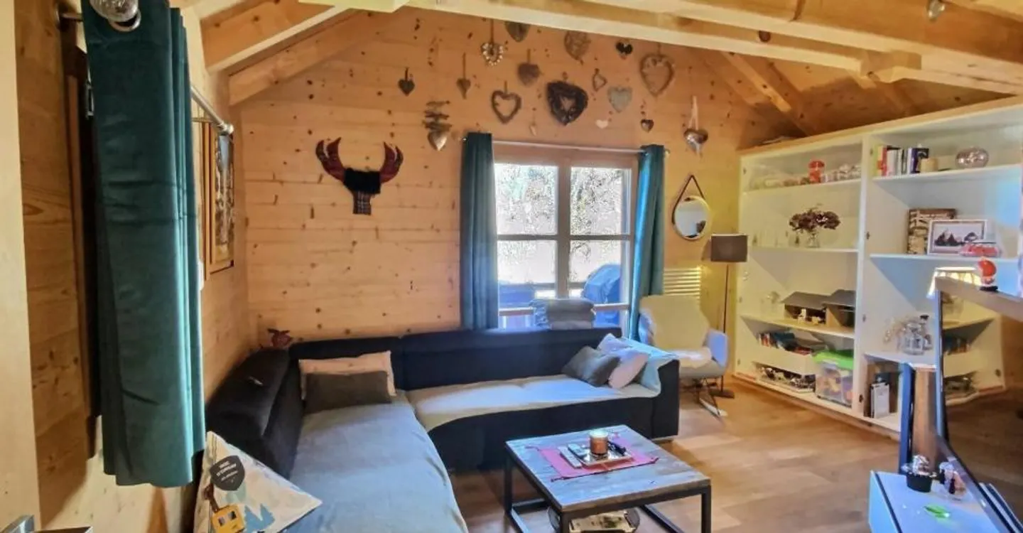 A luxurious mountain chalet for sale in Villars-sur-Ollon. - Photo 4 of 12