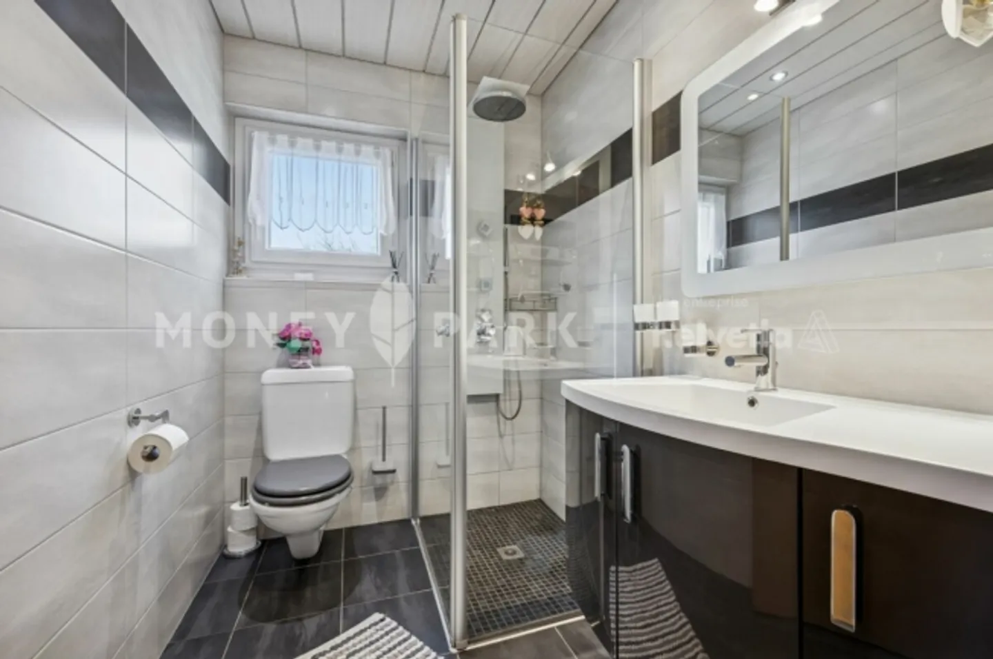 Bella casa con 5,5 camere - Foto 11 di 14