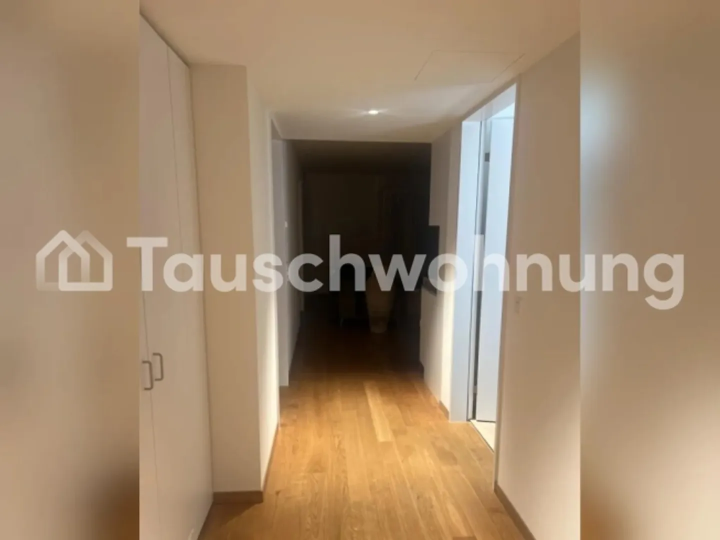Looking for at least 3.5-room flat in the canton of Zug/city of Zurich, offering 2.5-room - Photo 1 of 1
