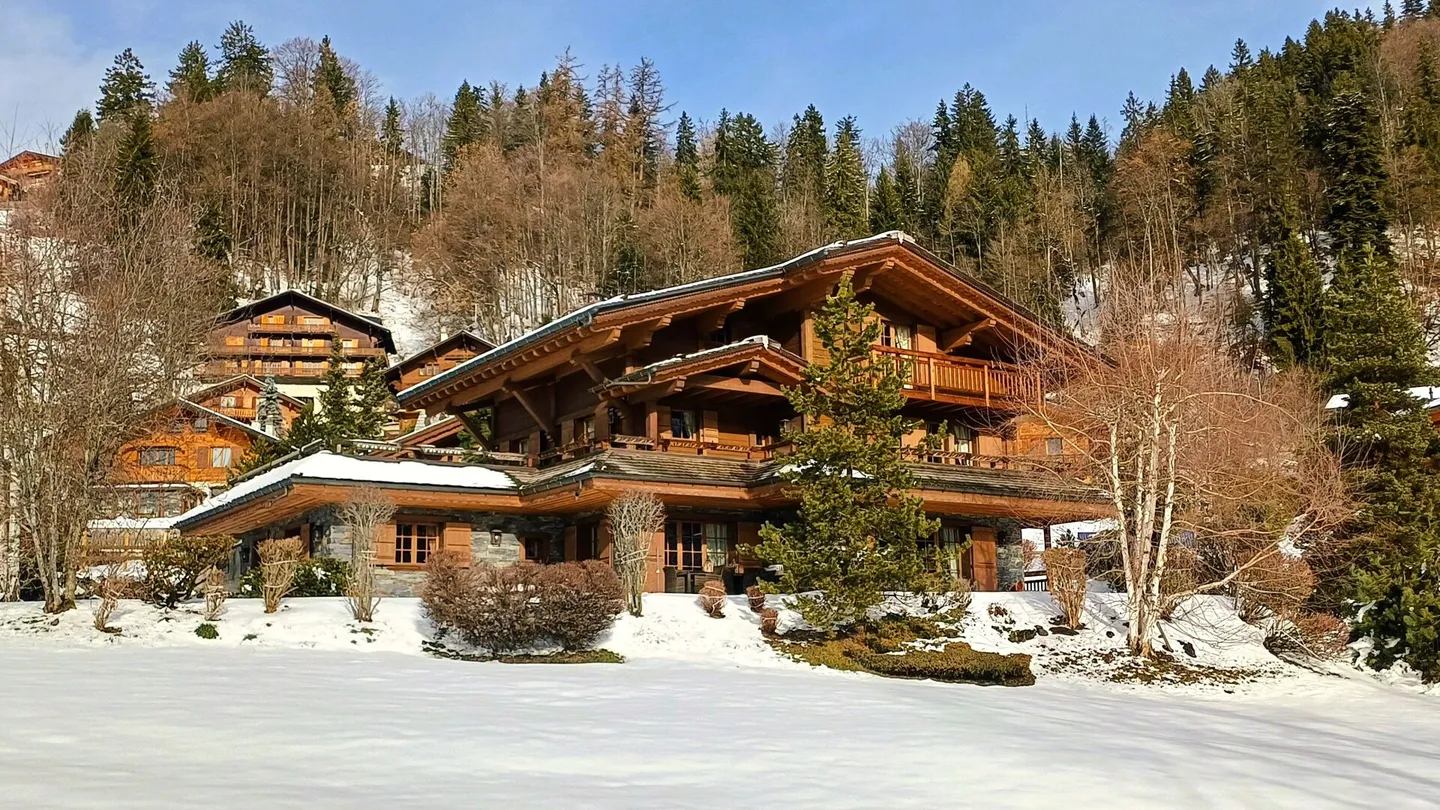 6-room chalet in Villars - Photo 1 of 28