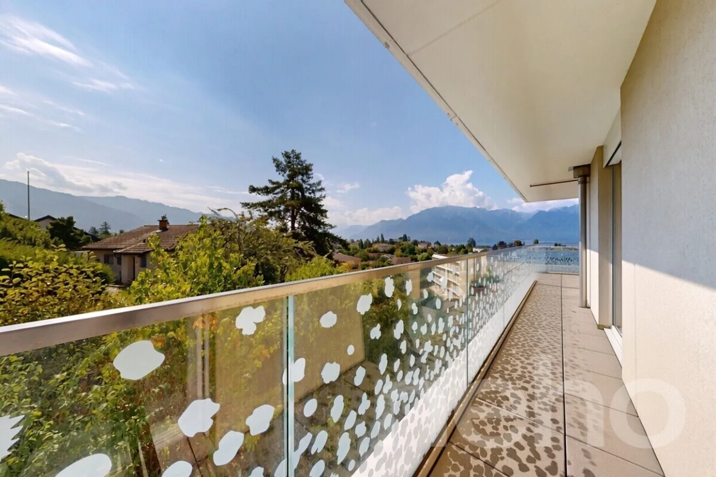 Rare appartement 2.5 pièces avec vue panoramique - Foto 9 di 9