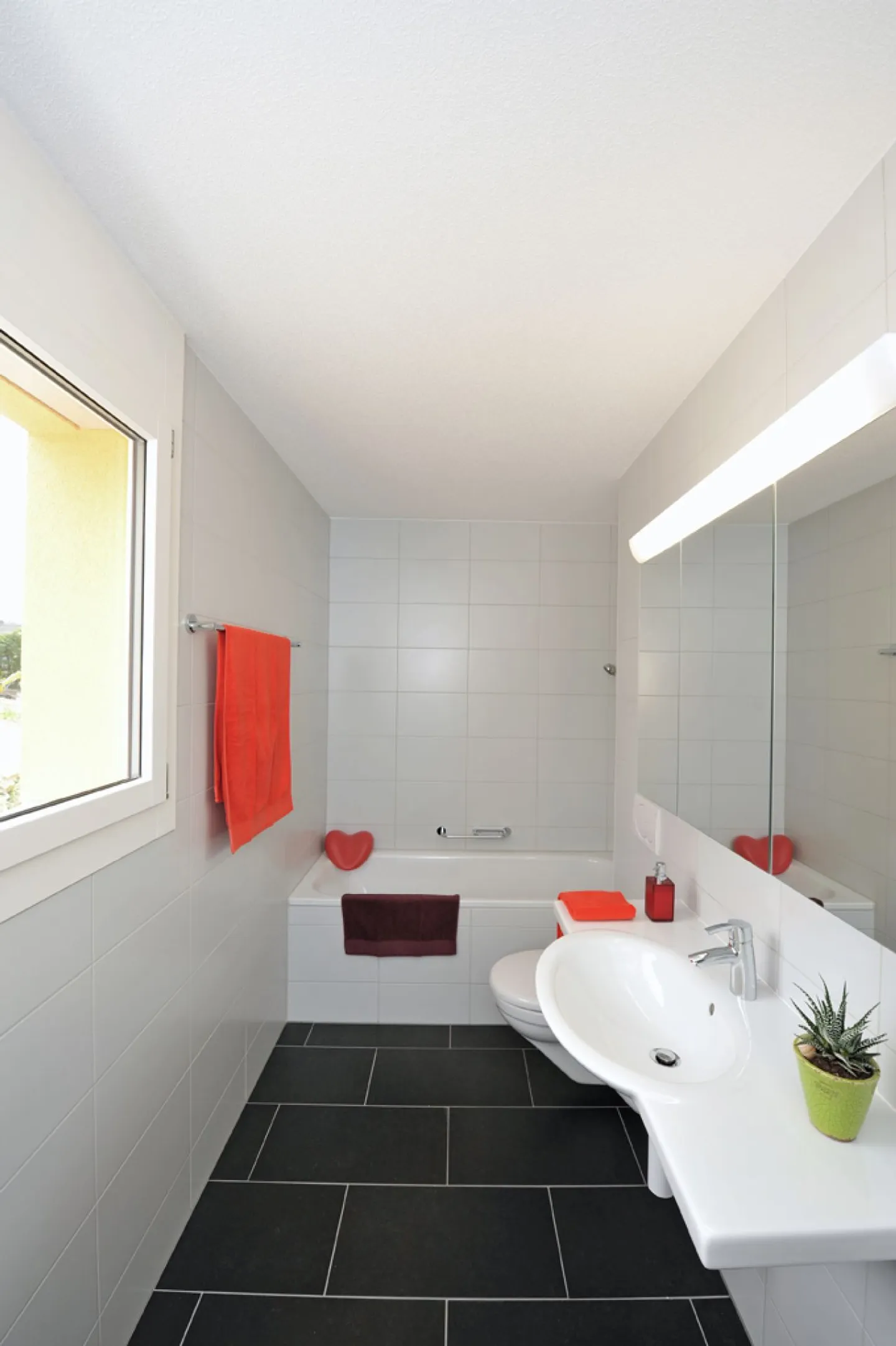 4.5-room apartment with garden seating area - Photo 7 of 8