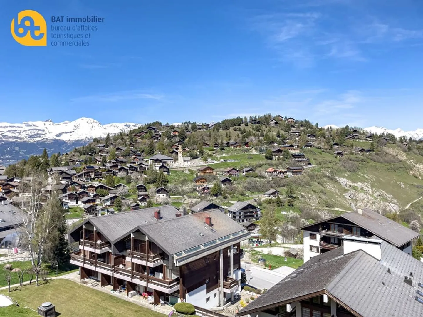 Summer 2025 - 3 lovely 3-room apartment with village view - Photo 2 of 11