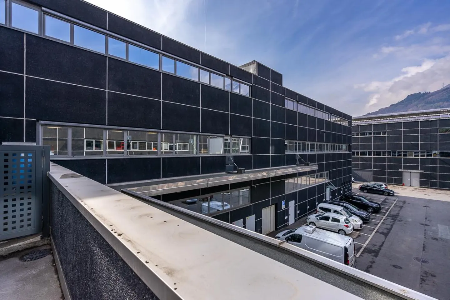 Geräumiges Büro zur Miete, mit ausgezeichnetem Mieter - Foto 13 von 15