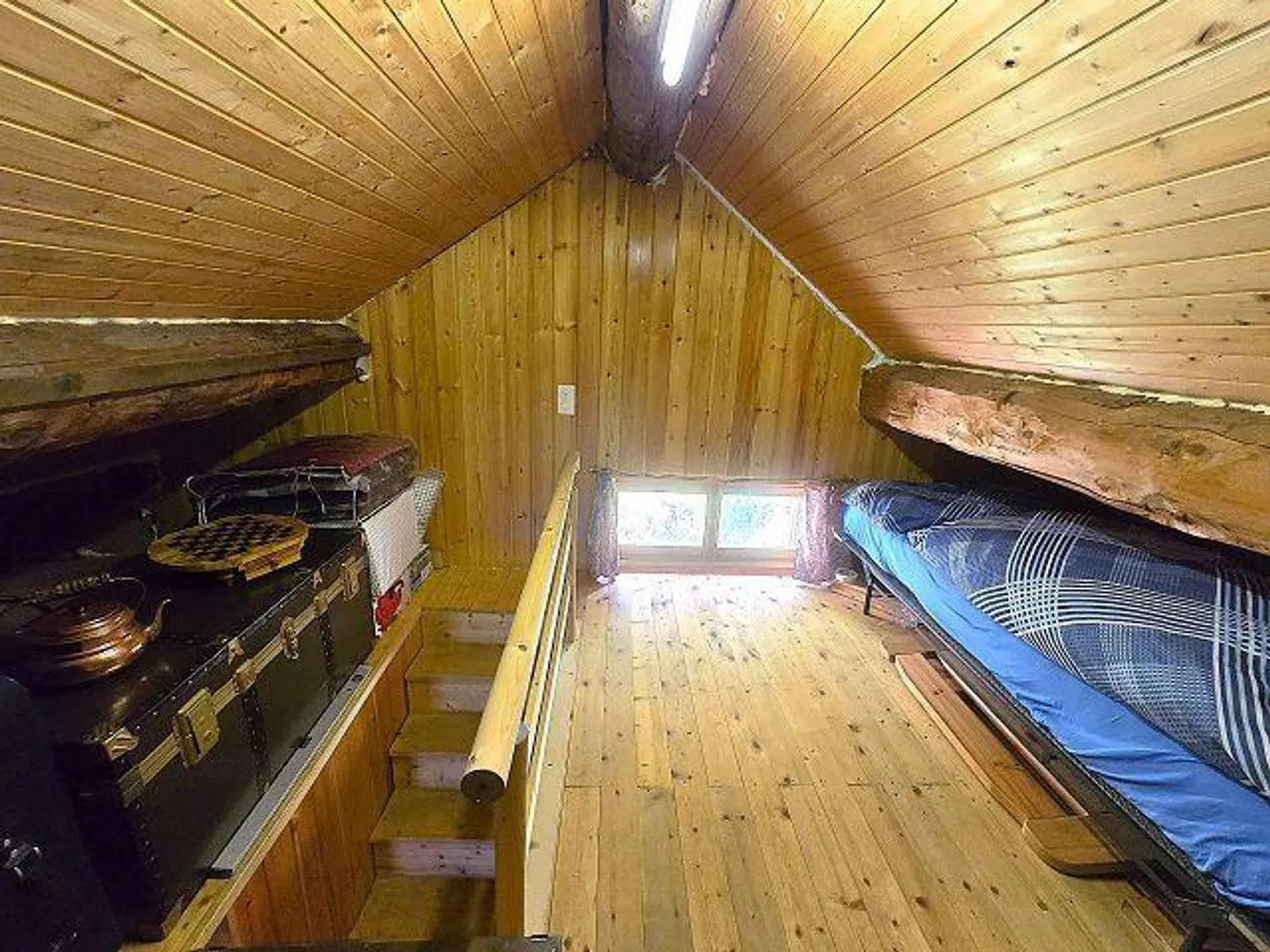 «31/2-Zimmer-Rustico an sehr ruhiger, sonniger Aussichtslage mit viel Land /Cascina di 3,5 loc. in mezza alla natura con grande terreno» - Foto 10 von 40