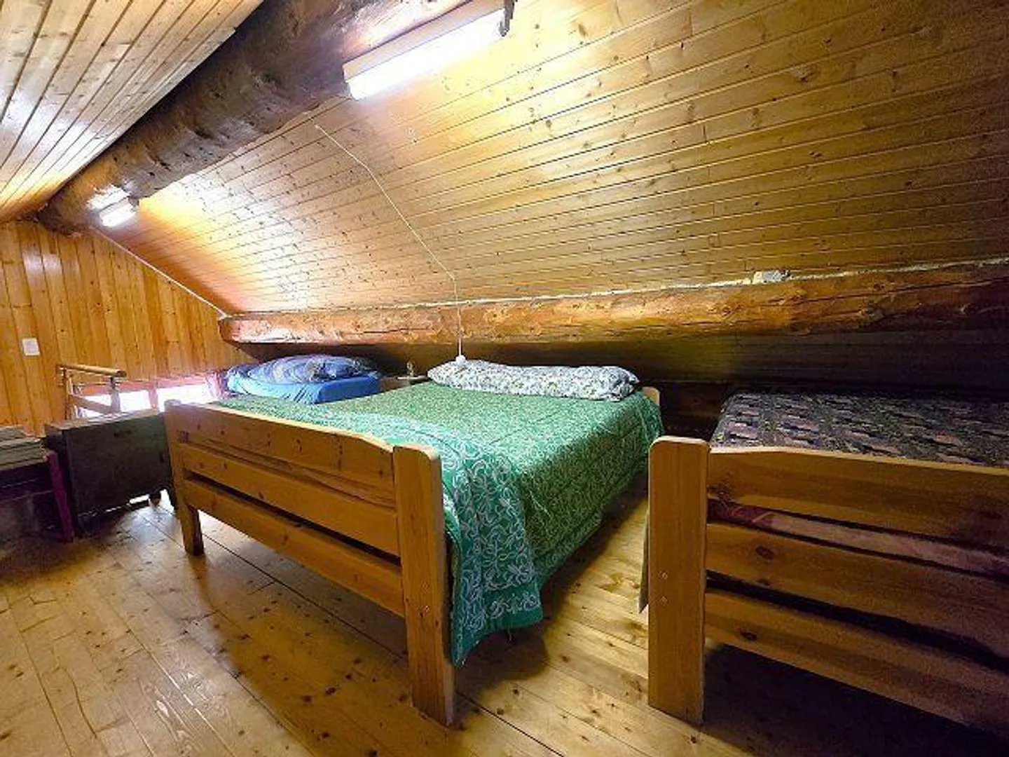«31/2-Zimmer-Rustico an sehr ruhiger, sonniger Aussichtslage mit viel Land /Cascina di 3,5 loc. in mezza alla natura con grande terreno» - Foto 11 von 40